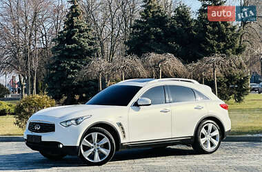 Infiniti FX 35 2010