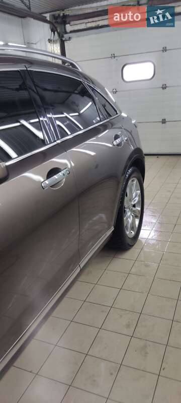 Позашляховик / Кросовер Infiniti FX 35 2007 в Києві