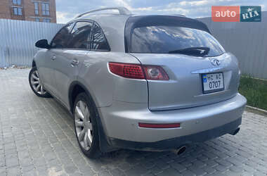 Позашляховик / Кросовер Infiniti FX 35 2004 в 