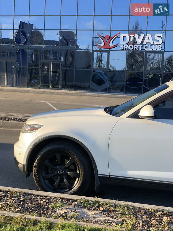 Позашляховик / Кросовер Infiniti FX 35 2005 в Києві