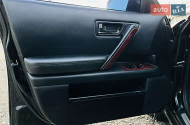 Позашляховик / Кросовер Infiniti FX 35 2003 в 