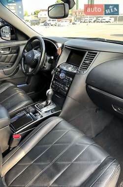 Внедорожник / Кроссовер Infiniti FX 35 2008 в 