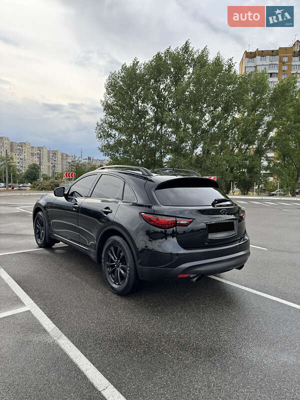 Внедорожник / Кроссовер Infiniti FX 35 2012 в Киеве