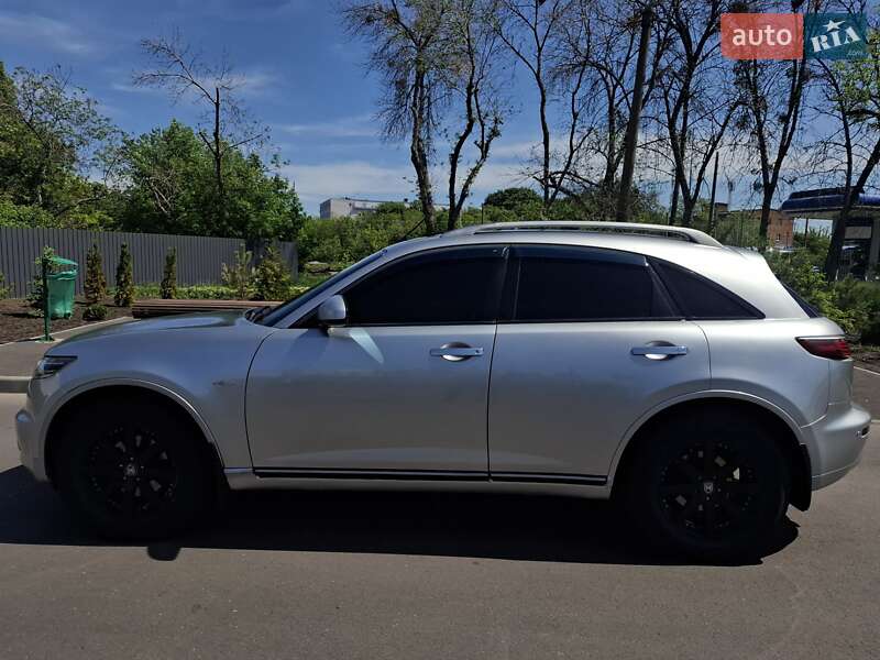 Внедорожник / Кроссовер Infiniti FX 35 2004 в Харькове