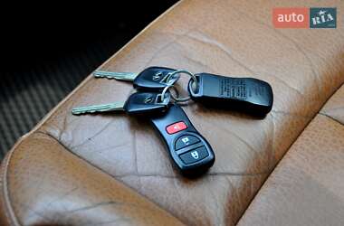 Внедорожник / Кроссовер Infiniti FX 35 2005 в 