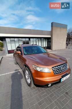 Внедорожник / Кроссовер Infiniti FX 35 2003 в 
