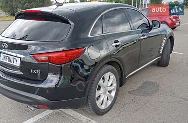 Внедорожник / Кроссовер Infiniti FX 35 2010 в 