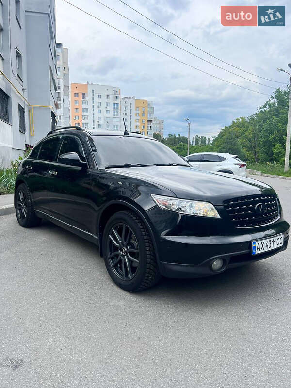 Infiniti FX 35 2003