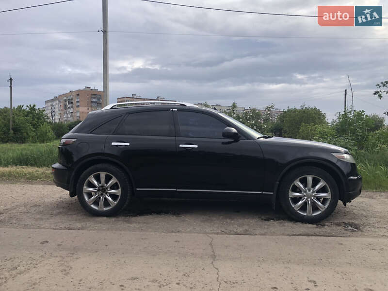 Внедорожник / Кроссовер Infiniti FX 35 2003 в Первомайске