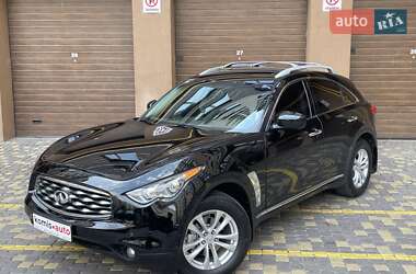 Внедорожник / Кроссовер Infiniti FX 35 2010 в 