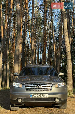 Позашляховик / Кросовер Infiniti FX 35 2003 в Чугуєві