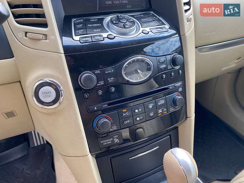 Позашляховик / Кросовер Infiniti FX 35 2009 в Львові