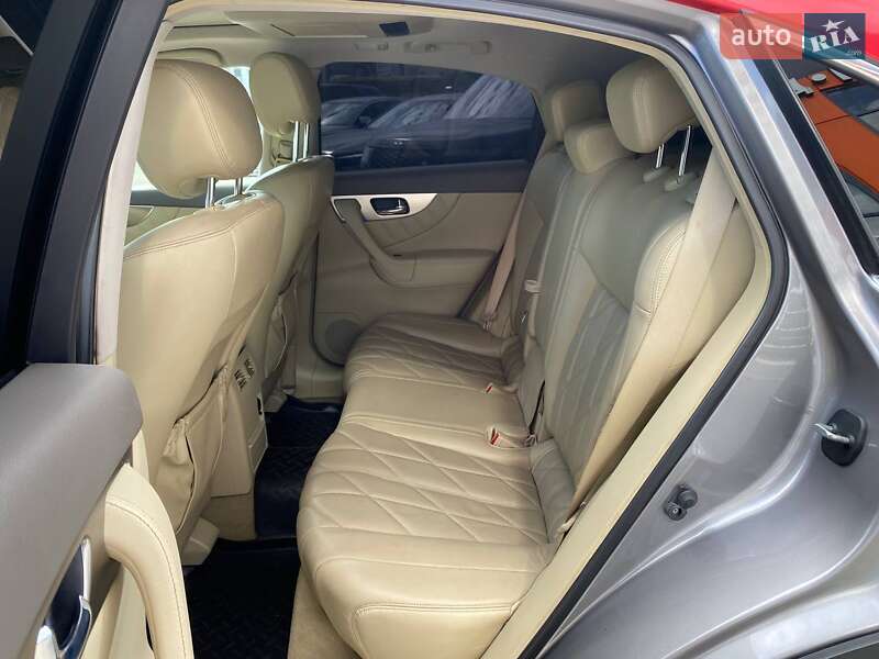 Позашляховик / Кросовер Infiniti FX 35 2009 в Львові