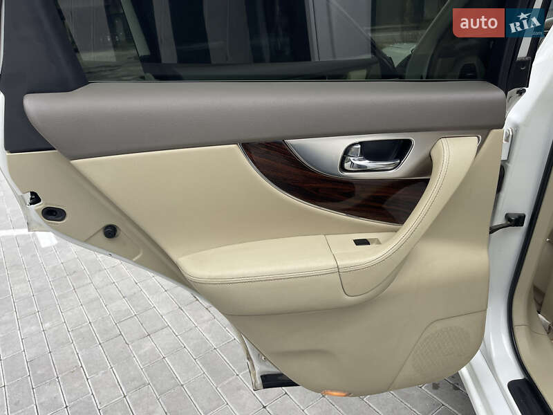 Позашляховик / Кросовер Infiniti FX 35 2008 в Житомирі