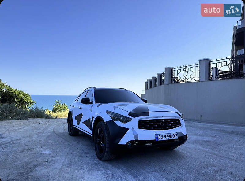 Infiniti FX 35 2008