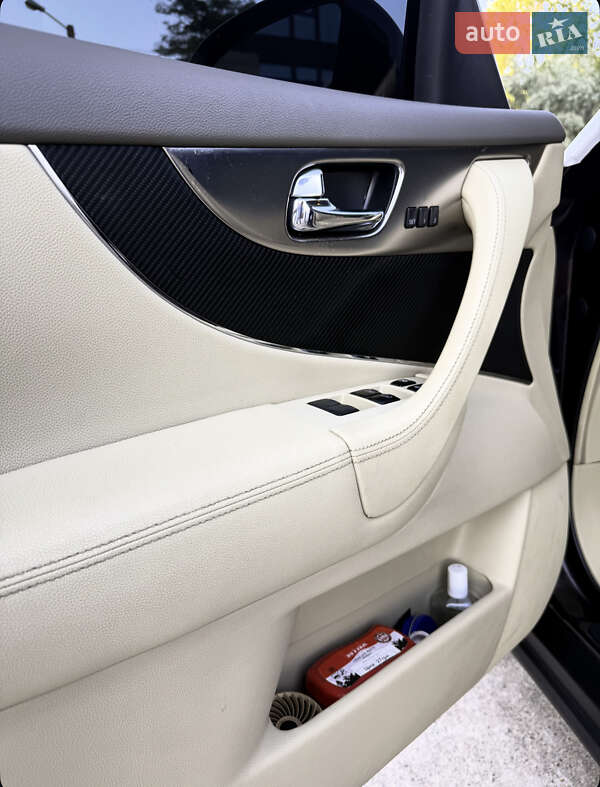 Позашляховик / Кросовер Infiniti FX 35 2008 в Одесі фото 14 Позашляховик / Кросовер Infiniti FX 35 2008 в Одесі