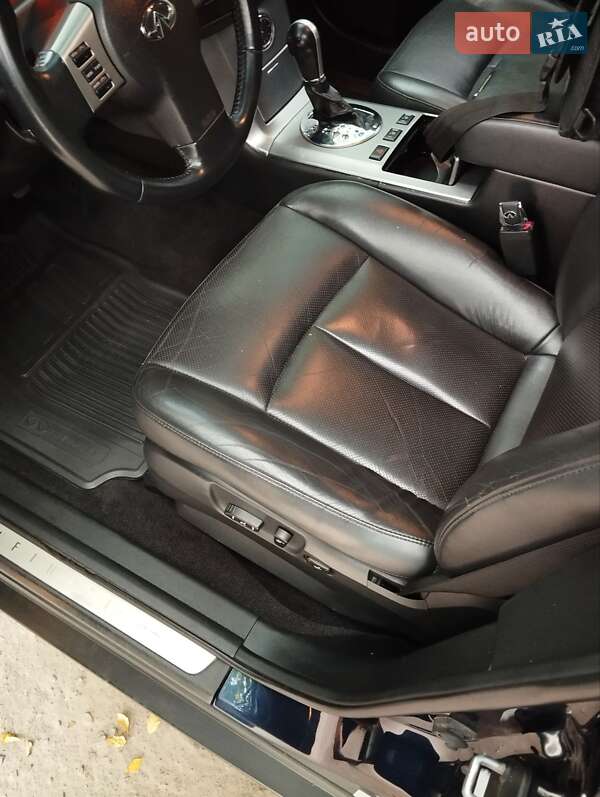 Внедорожник / Кроссовер Infiniti FX 35 2007 в Переяславе