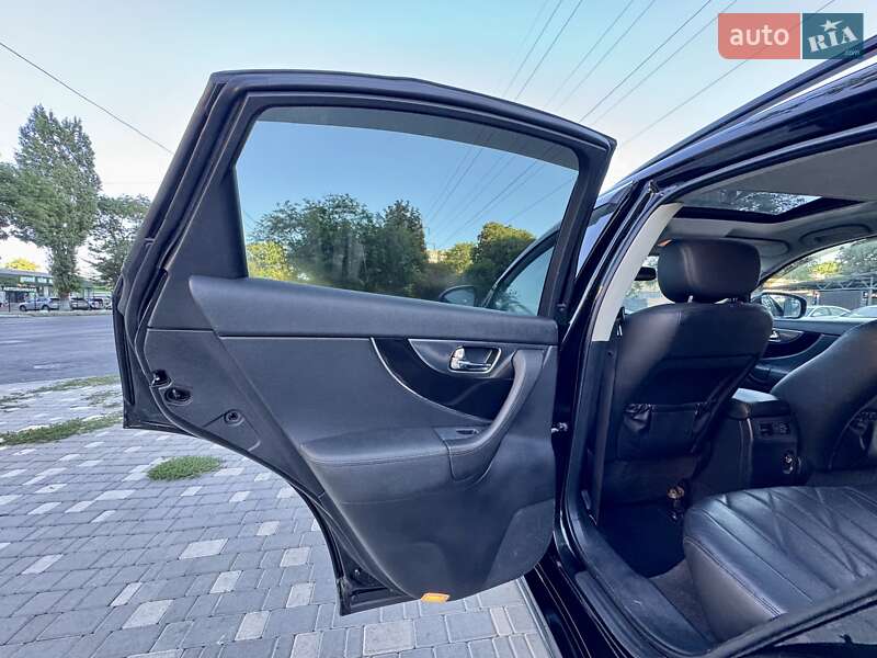 Позашляховик / Кросовер Infiniti FX 35 2008 в Одесі