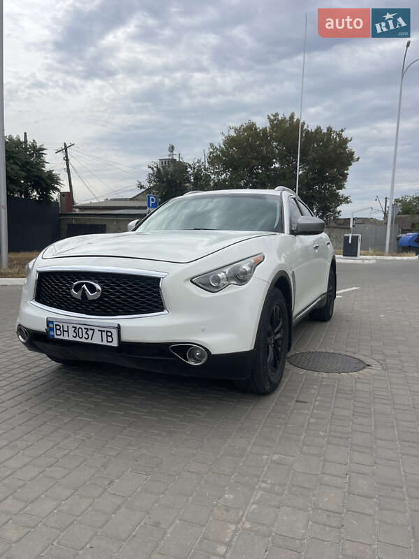 Позашляховик / Кросовер Infiniti FX 35 2011 в Одесі