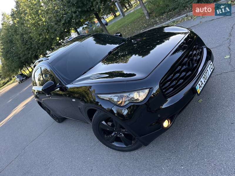 Позашляховик / Кросовер Infiniti FX 35 2008 в Умані