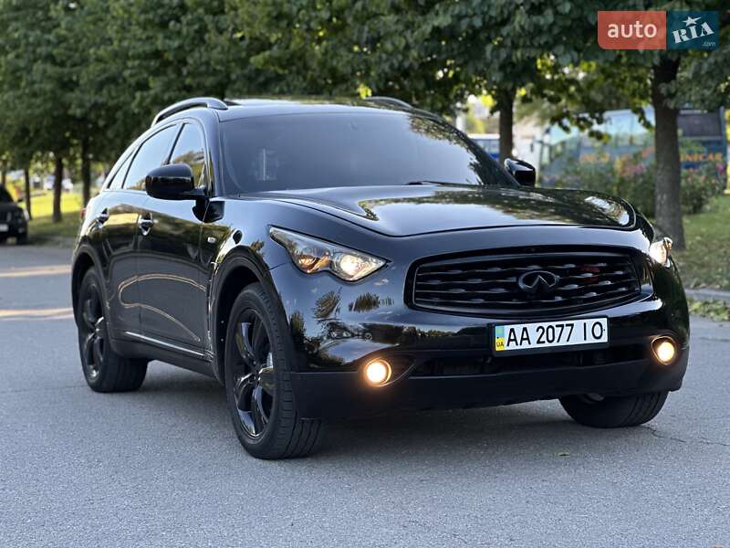 Позашляховик / Кросовер Infiniti FX 35 2008 в Умані