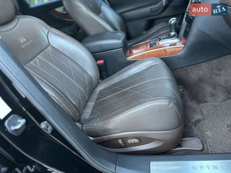 Позашляховик / Кросовер Infiniti FX 35 2008 в Умані