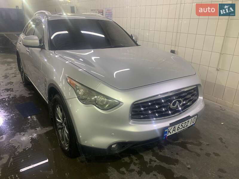 Infiniti FX 35 2008