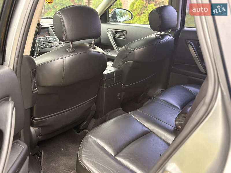 Позашляховик / Кросовер Infiniti FX 35 2004 в Чернігові