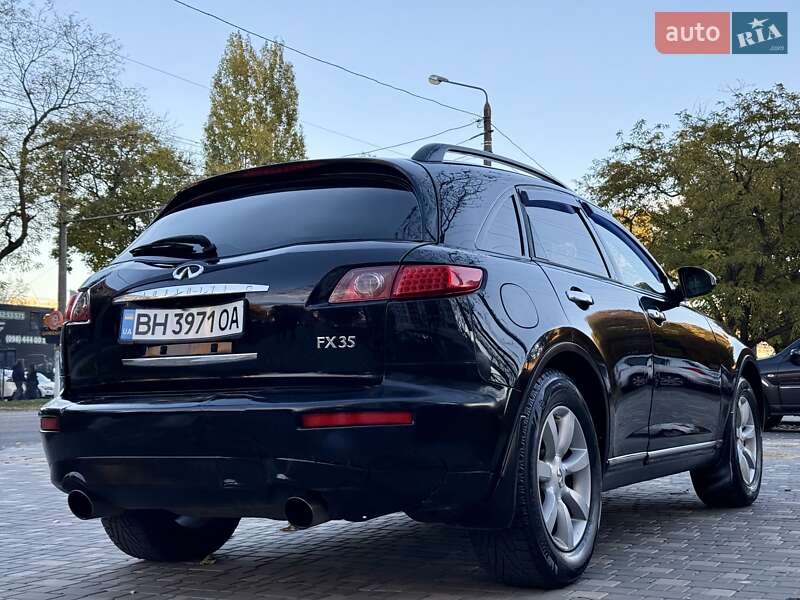 Внедорожник / Кроссовер Infiniti FX 35 2004 в Одессе