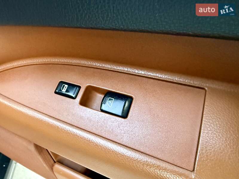 Внедорожник / Кроссовер Infiniti FX 35 2004 в Одессе