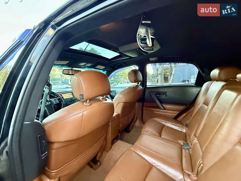 Внедорожник / Кроссовер Infiniti FX 35 2004 в Одессе