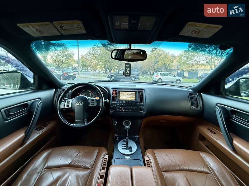 Внедорожник / Кроссовер Infiniti FX 35 2004 в Одессе