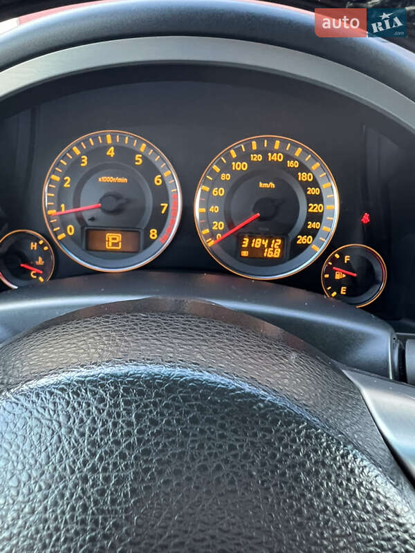 Внедорожник / Кроссовер Infiniti FX 35 2003 в Корнине