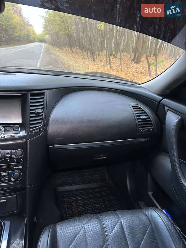 Внедорожник / Кроссовер Infiniti FX 35 2008 в Полтаве фото 16 Внедорожник / Кроссовер Infiniti FX 35 2008 в Полтаве