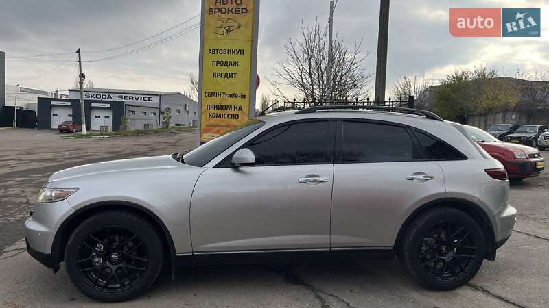 Внедорожник / Кроссовер Infiniti FX 35 2004 в Николаеве