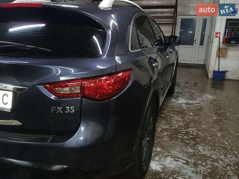 Внедорожник / Кроссовер Infiniti FX 35 2010 в Каменец-Подольском фото 12 Внедорожник / Кроссовер Infiniti FX 35 2010 в Каменец-Подольском