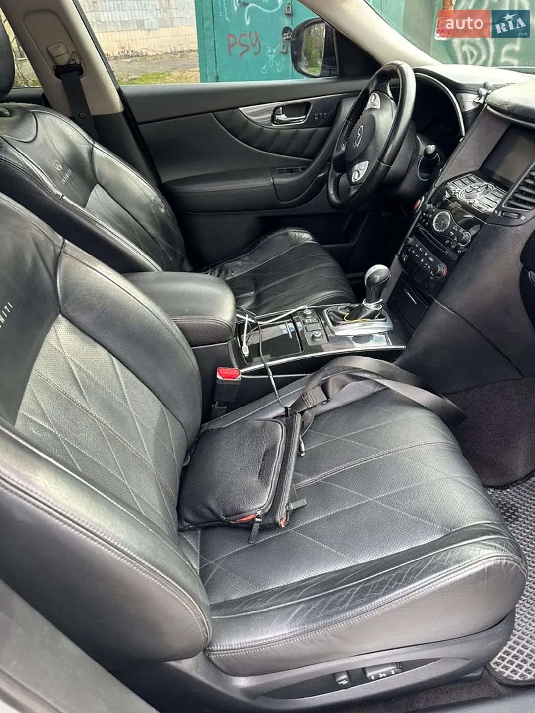 2010 Infiniti FX - мініатюра 12