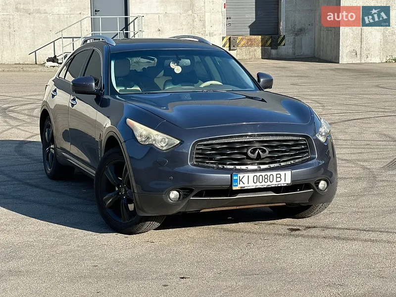 Infiniti FX 35