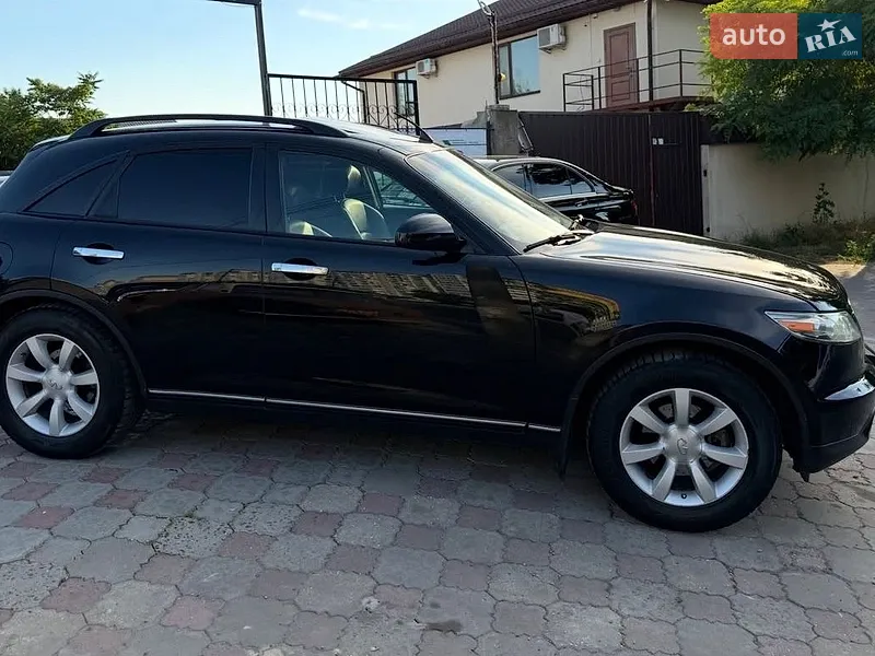 Infiniti FX 35 2003