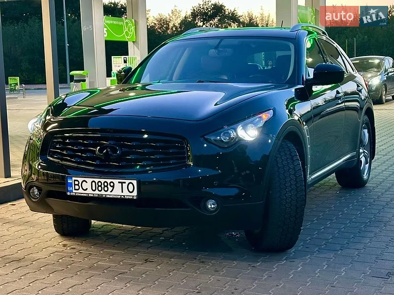 Infiniti FX 35