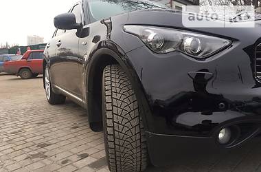 Внедорожник / Кроссовер Infiniti FX 37 2010 в Николаеве