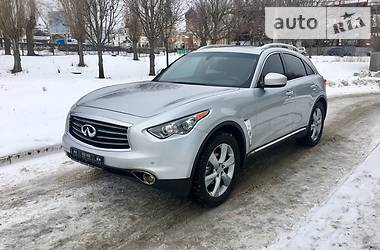 Внедорожник / Кроссовер Infiniti FX 37 2013 в Харькове