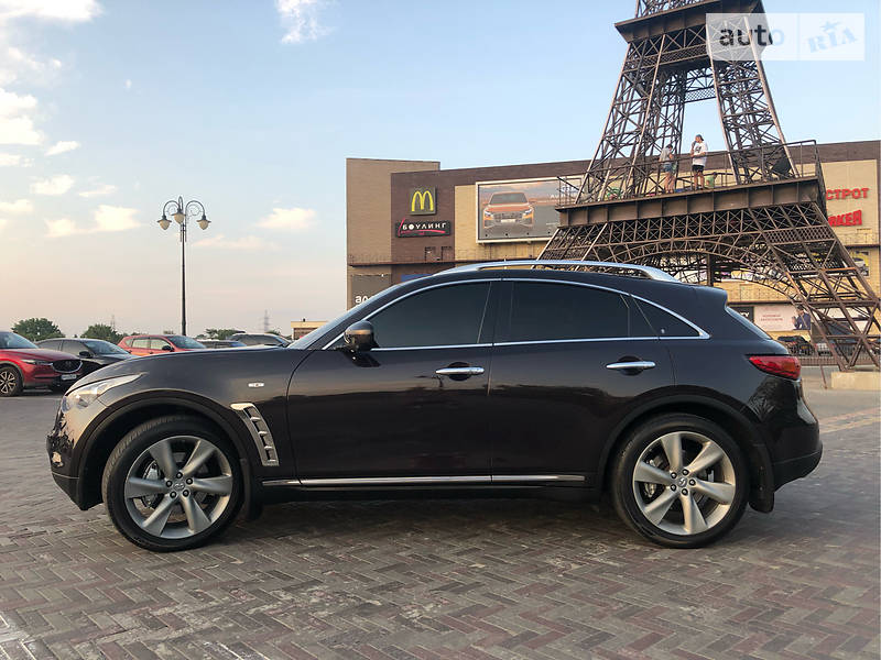 Внедорожник / Кроссовер Infiniti FX 37 2010 в Харькове