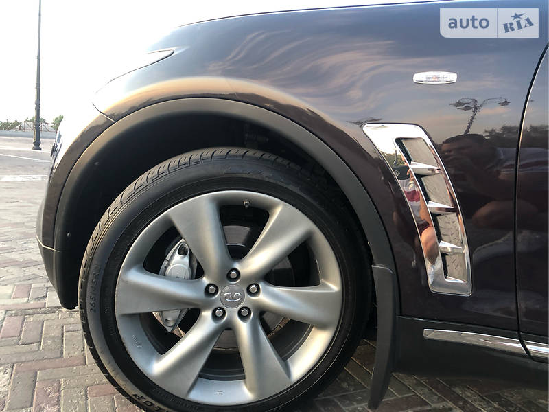 Внедорожник / Кроссовер Infiniti FX 37 2010 в Харькове