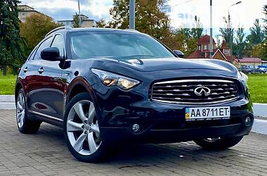 Infiniti FX 37 2011