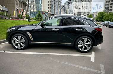 Внедорожник / Кроссовер Infiniti FX 37 2011 в 