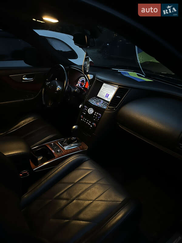 Позашляховик / Кросовер Infiniti FX 37 2011 в Києві