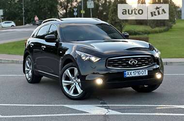 Позашляховик / Кросовер Infiniti FX 37 2010 в Києві