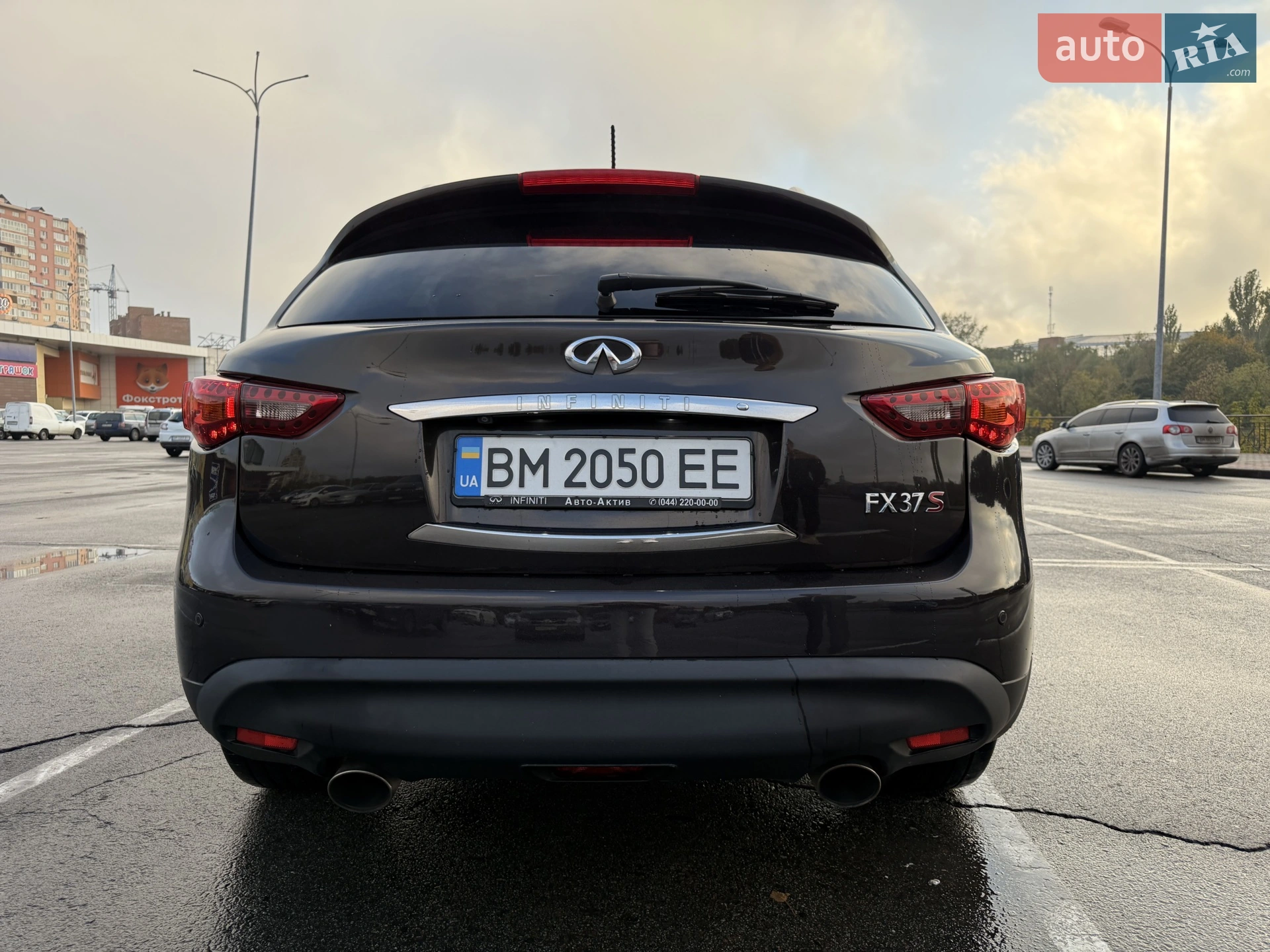 2010 Infiniti FX - мініатюра 21
