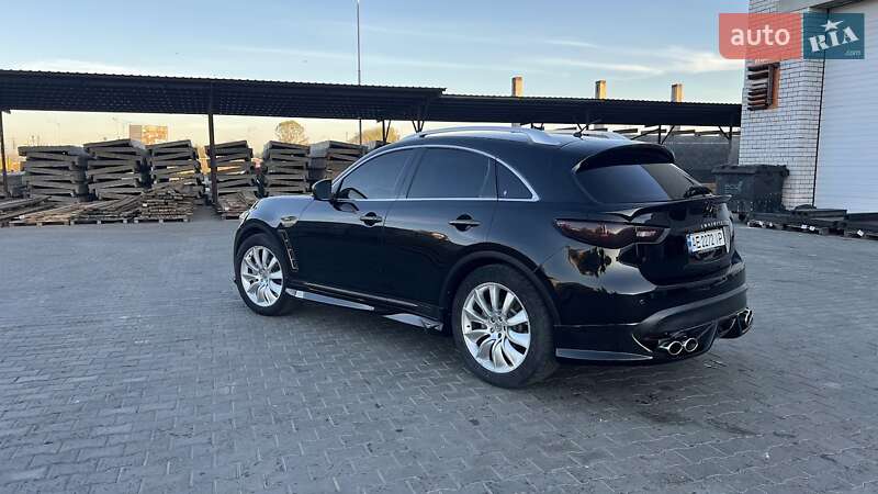 Позашляховик / Кросовер Infiniti FX 37 2010 в Павлограді